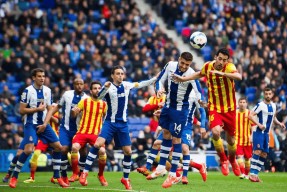 满冠体育ios下载-巴伦西亚主场力克对手，取得保级希望