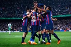 满冠体育客户端-关于皇家社会中锋进球效率惊人，一战成名的信息