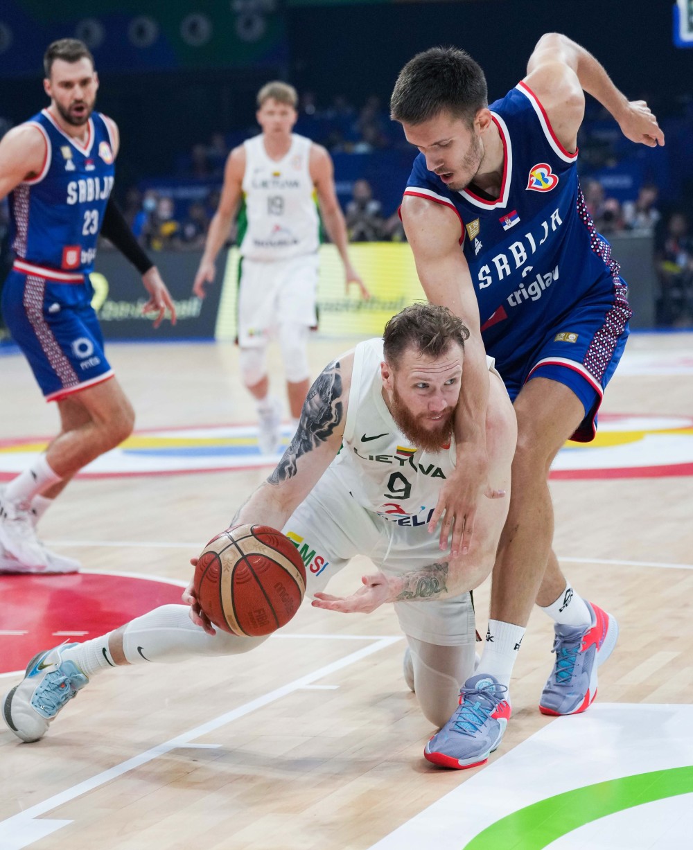 塞尔维亚队豪取三分,晋级希望大增的简单介绍 塞尔维亚队豪取三分,晋级希望大增的简单介绍